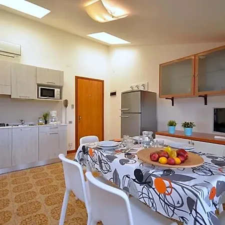 Apartamento Peaceful Flat 200m From The Sea In